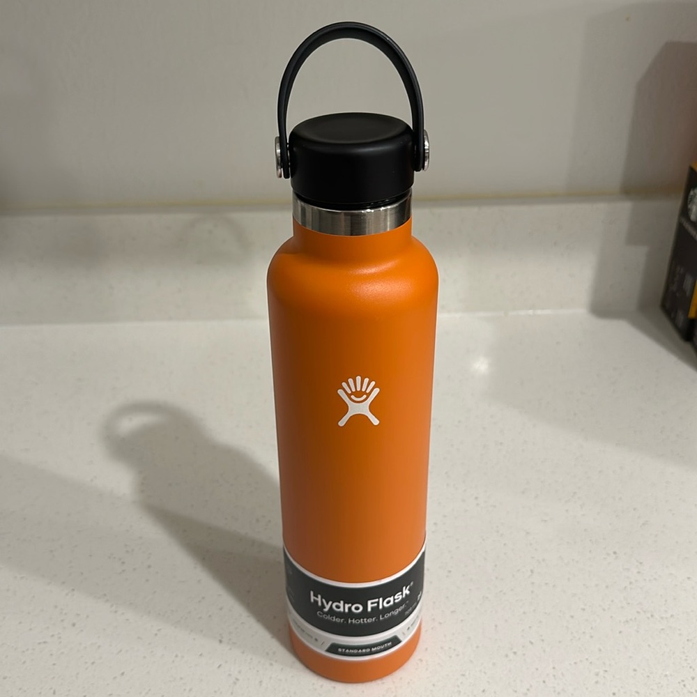 24 oz Standard Mouth Hydro Flask Oranger